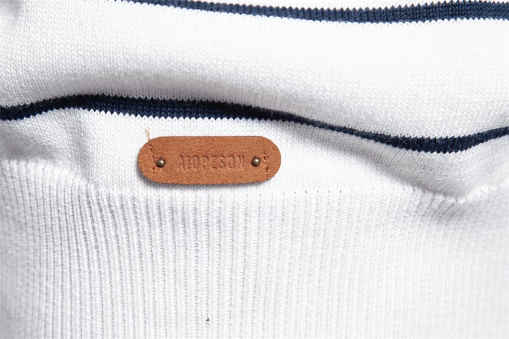 Men’s Colorblock Striped Crew Neck Sweater